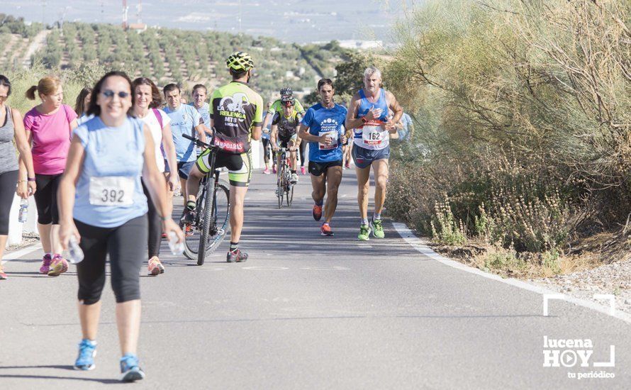 GALERÍA: I Carrera de Subida al Santuario de la Virgen de Araceli tiñe la sierra de azul