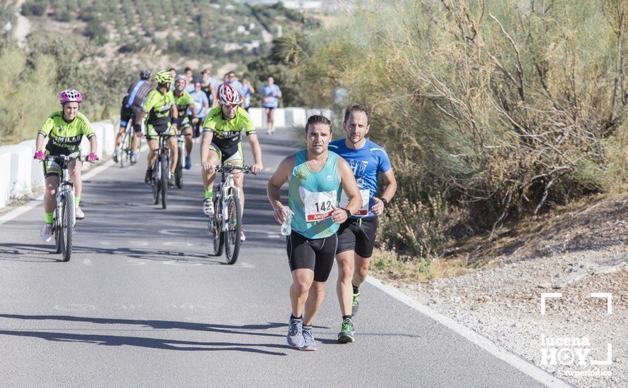 GALERÍA: I Carrera de Subida al Santuario de la Virgen de Araceli tiñe la sierra de azul