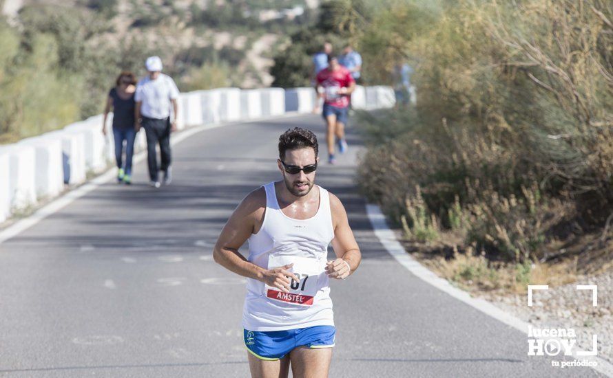 GALERÍA: I Carrera de Subida al Santuario de la Virgen de Araceli tiñe la sierra de azul