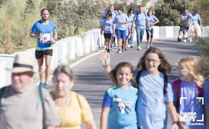 GALERÍA: I Carrera de Subida al Santuario de la Virgen de Araceli tiñe la sierra de azul