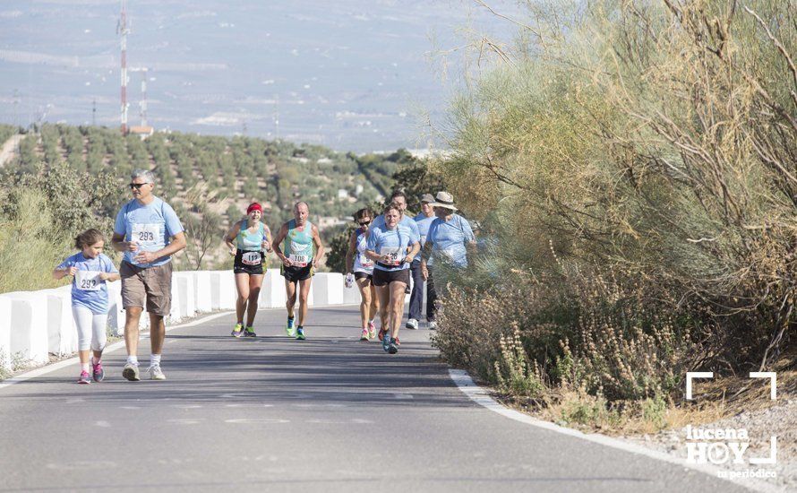 GALERÍA: I Carrera de Subida al Santuario de la Virgen de Araceli tiñe la sierra de azul