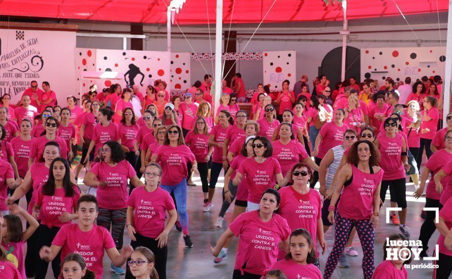 GALERÍA: Una marea rosa toma la calle contra el cáncer en la "Marcha Zumba Solidaria" GALERÍA: Una marea rosa toma la calle contra el cáncer en la "Marcha Zumba Solidaria"