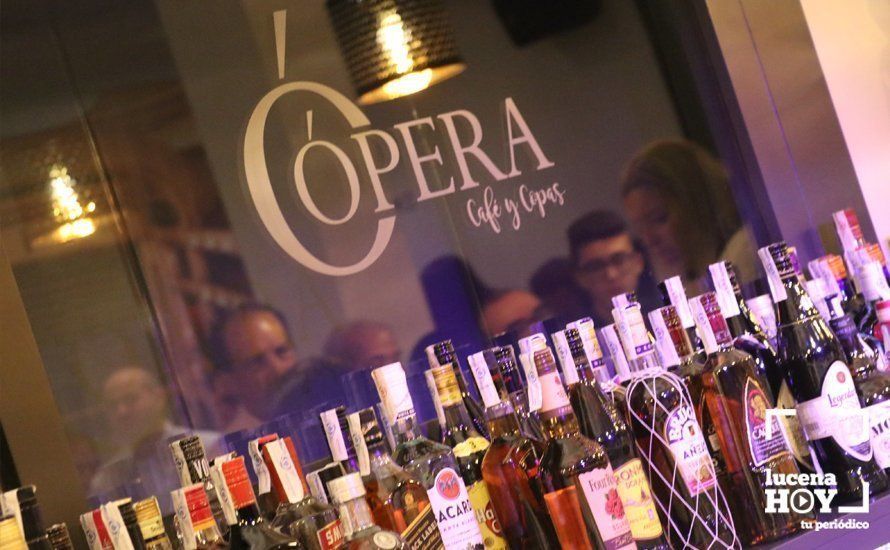 GALERÍA: Abre sus puertas Ópera Café y Copas, un nueva oferta de ocio para la tarde y noche lucentina