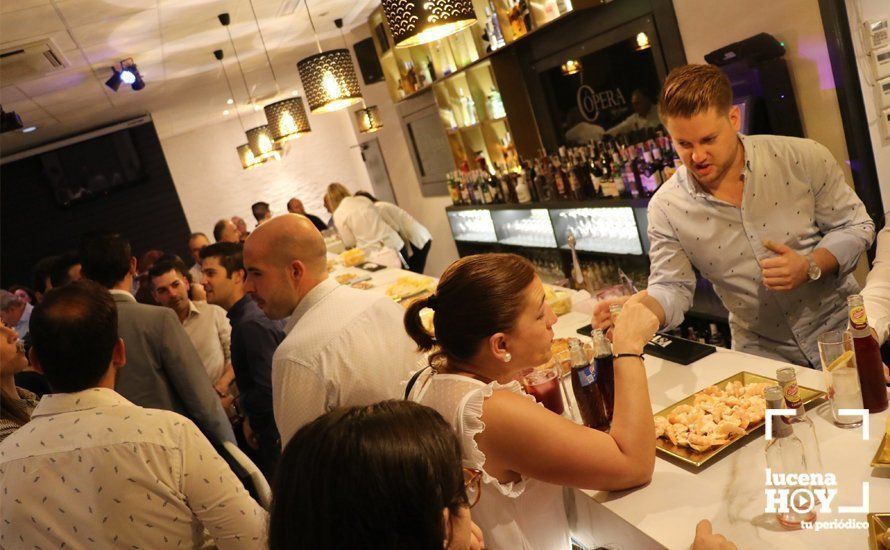 GALERÍA: Abre sus puertas Ópera Café y Copas, un nueva oferta de ocio para la tarde y noche lucentina