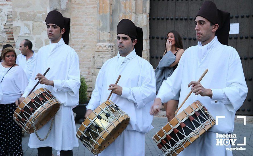 GALERÍA: Santa Teresa de Jesús recorre las calles de Lucena en solemne procesión