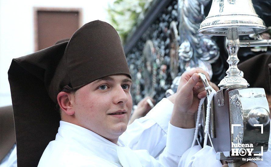 GALERÍA: Santa Teresa de Jesús recorre las calles de Lucena en solemne procesión