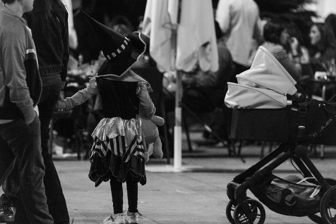 GALERÍA: Halloween, una noche de miedo en el centro de Lucena gracias al Centro Comercial Abierto