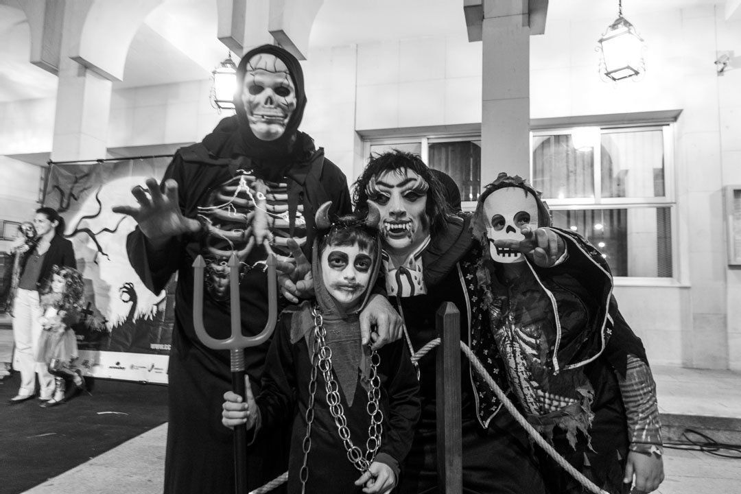 GALERÍA: Halloween, una noche de miedo en el centro de Lucena gracias al Centro Comercial Abierto