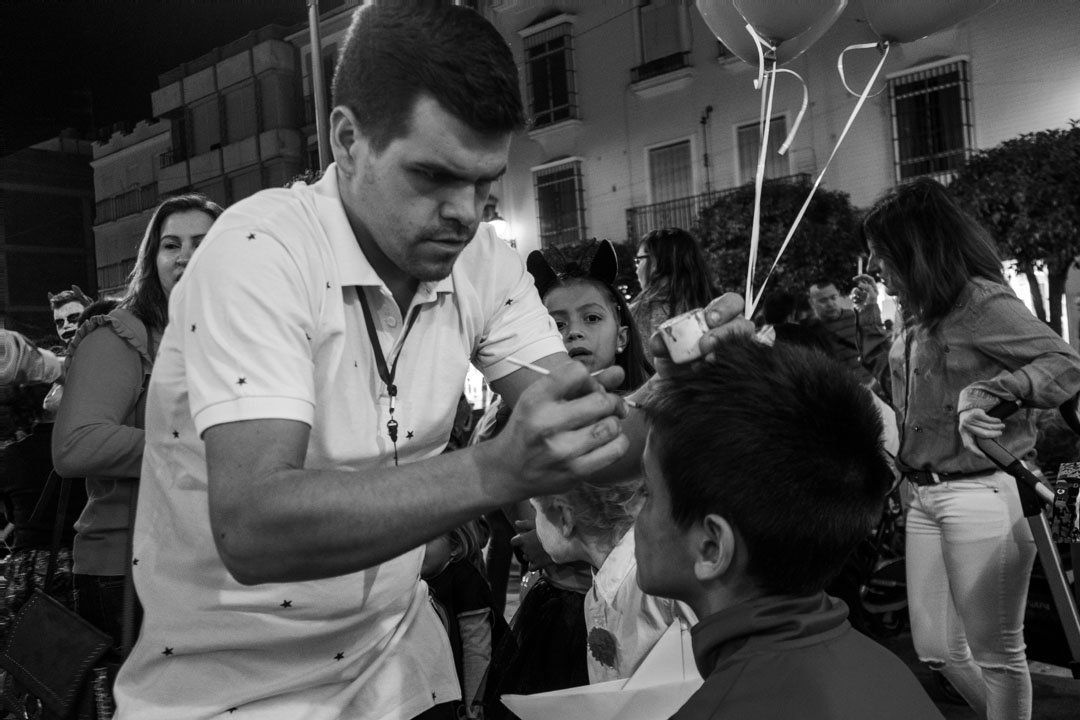 GALERÍA: Halloween, una noche de miedo en el centro de Lucena gracias al Centro Comercial Abierto