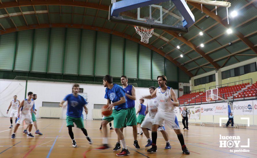 GALERÍA: El Club Baloncesto Lucena estrena su casillero de victorias tras imponerse por 87-47 al Guadalmestic Bujalance