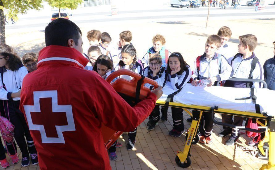 GALERÍA: Varios cientos de escolares asisten a las demostraciones en vivo y talleres de las III Jornadas dede Seguridad y Emergencias