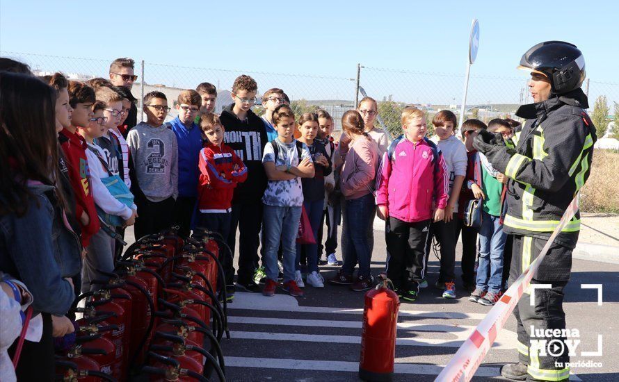 GALERÍA: Varios cientos de escolares asisten a las demostraciones en vivo y talleres de las III Jornadas dede Seguridad y Emergencias