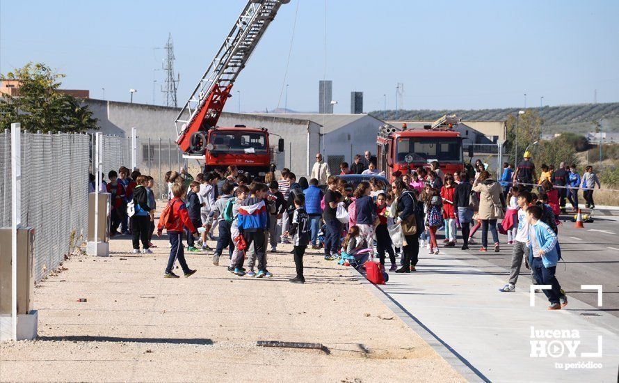GALERÍA: Varios cientos de escolares asisten a las demostraciones en vivo y talleres de las III Jornadas dede Seguridad y Emergencias