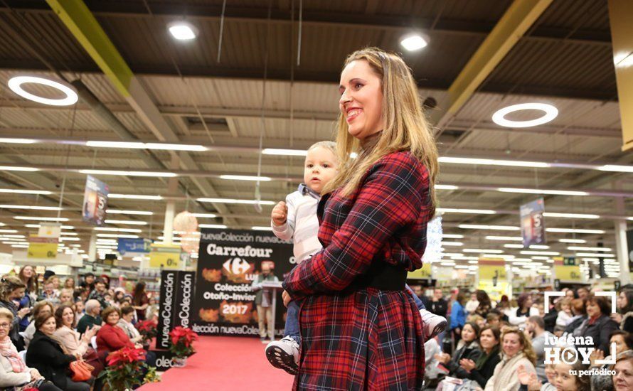 GALERÍA: Carrefour Lucena muestra en un desfile las tendencias más actuales para la temporada otoño-invierno