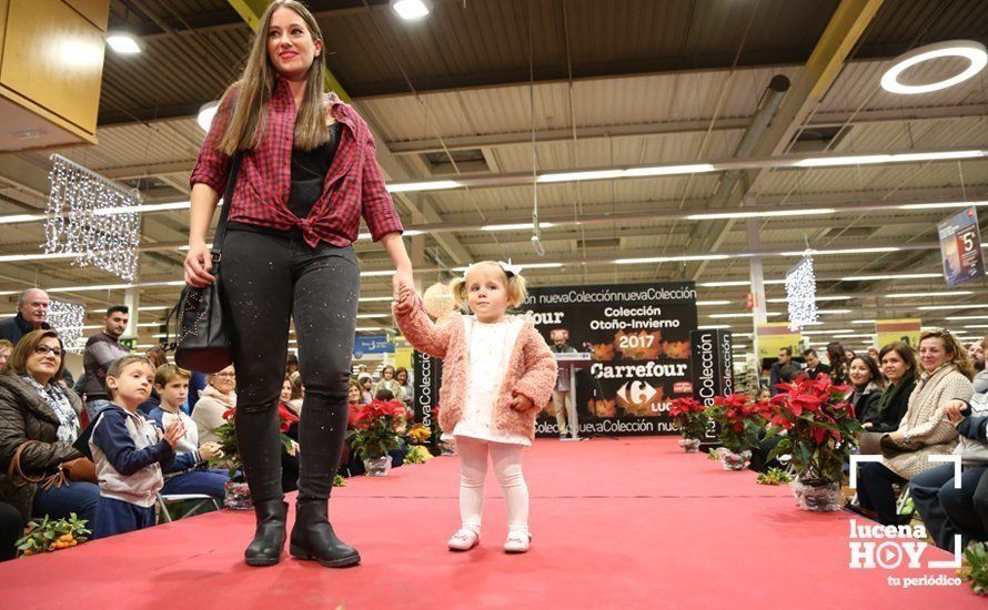 GALERÍA: Carrefour Lucena muestra en un desfile las tendencias más actuales para la temporada otoño-invierno