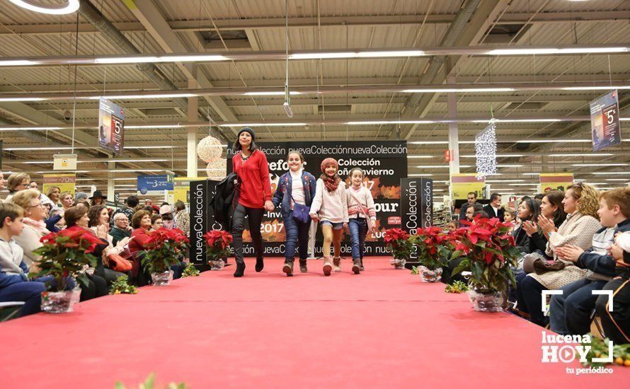 GALERÍA: Carrefour Lucena muestra en un desfile las tendencias más actuales para la temporada otoño-invierno