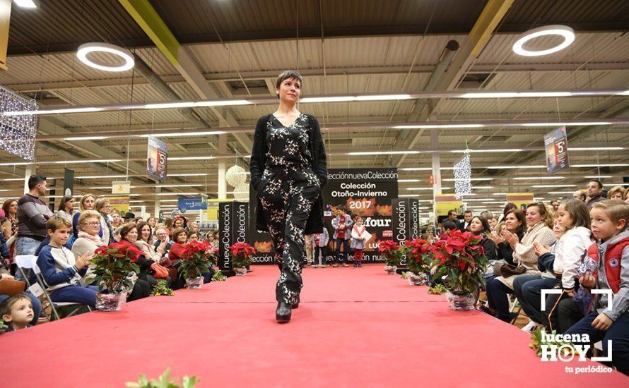 GALERÍA: Carrefour Lucena muestra en un desfile las tendencias más actuales para la temporada otoño-invierno