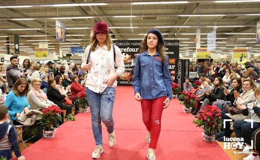 GALERÍA: Carrefour Lucena muestra en un desfile las tendencias más actuales para la temporada otoño-invierno