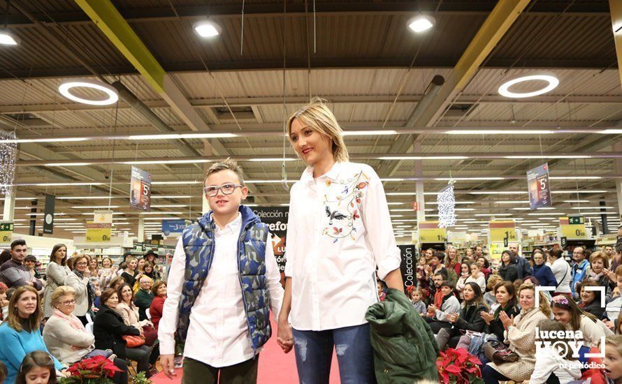 GALERÍA: Carrefour Lucena muestra en un desfile las tendencias más actuales para la temporada otoño-invierno