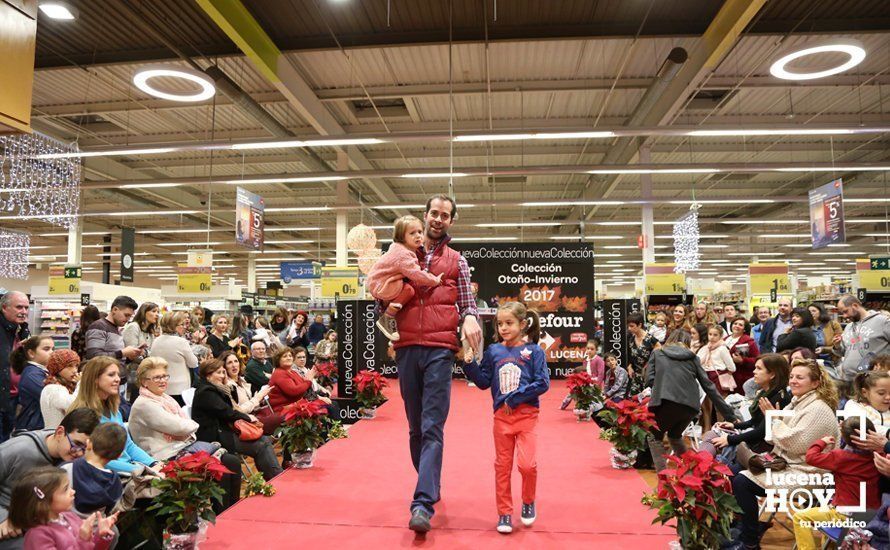 GALERÍA: Carrefour Lucena muestra en un desfile las tendencias más actuales para la temporada otoño-invierno