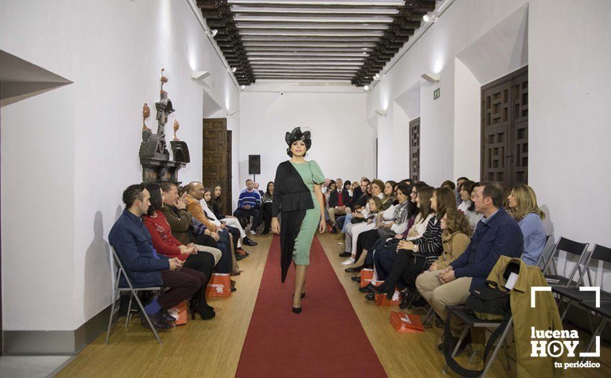 GALERÍA: La Feria FEVEN traslada sus actividades al Palacio de Santa Ana con un desfile de moda nupcial muy especial