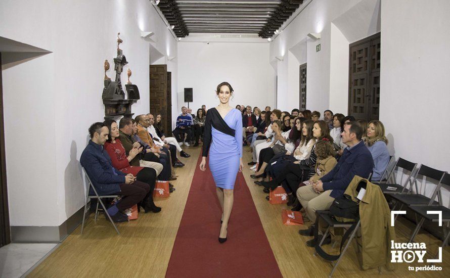 GALERÍA: La Feria FEVEN traslada sus actividades al Palacio de Santa Ana con un desfile de moda nupcial muy especial