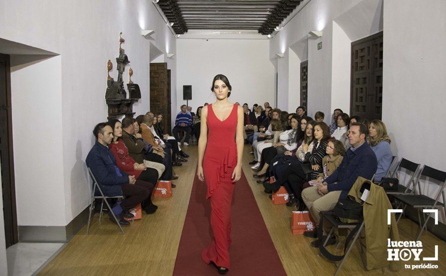 GALERÍA: La Feria FEVEN traslada sus actividades al Palacio de Santa Ana con un desfile de moda nupcial muy especial