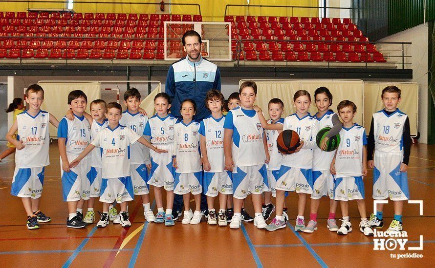 GALERÍA: Fiesta del Club Baloncesto 'Ciudad de Lucena' con la presentación oficial y la victoria senior frente a Fernán Núñez por un contundente 80-36