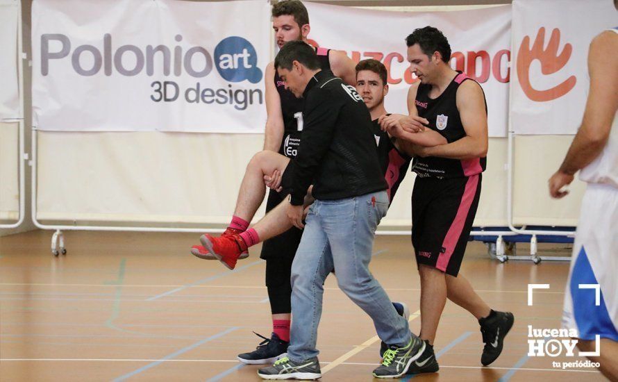 GALERÍA: Fiesta del Club Baloncesto 'Ciudad de Lucena' con la presentación oficial y la victoria senior frente a Fernán Núñez por un contundente 80-36