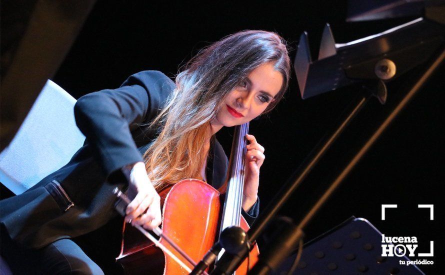 GALERÍA: "La sinestesia del vino" o la forma perfecta de aunar vinos, tapas creativas y música desde Lucena GALERÍA: "La sinestesia del vino" o la forma perfecta de aunar vinos, tapas creativas y música desde Lucena
