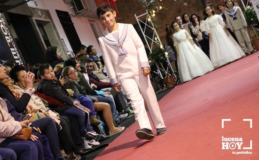 GALERÍA: ¡Comuniones a la vista! Estuvimos en el desfile de moda comunión de Carmen Boutique GALERÍA: ¡Comuniones a la vista! Estuvimos en el desfile de moda comunión de Carmen Boutique