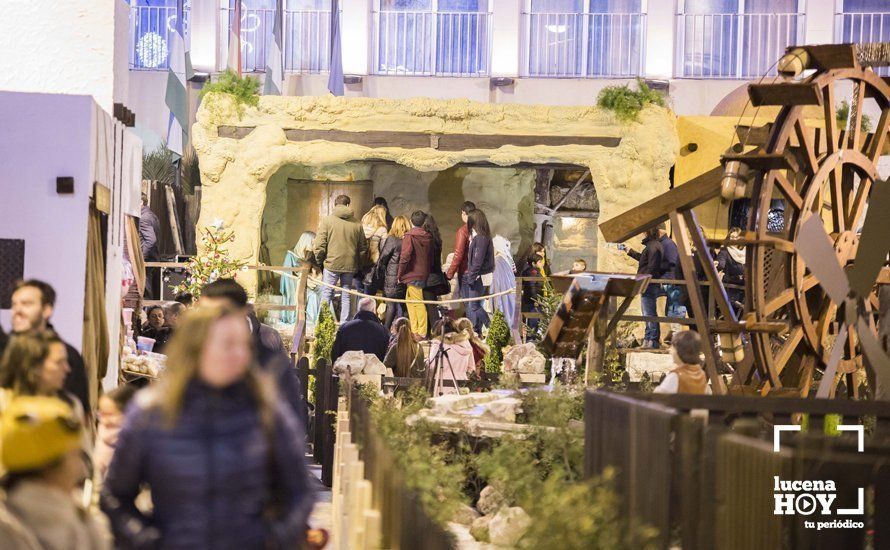 GALERÍA: ...y la Navidad llegó a Lucena GALERÍA: ...y la Navidad llegó a Lucena