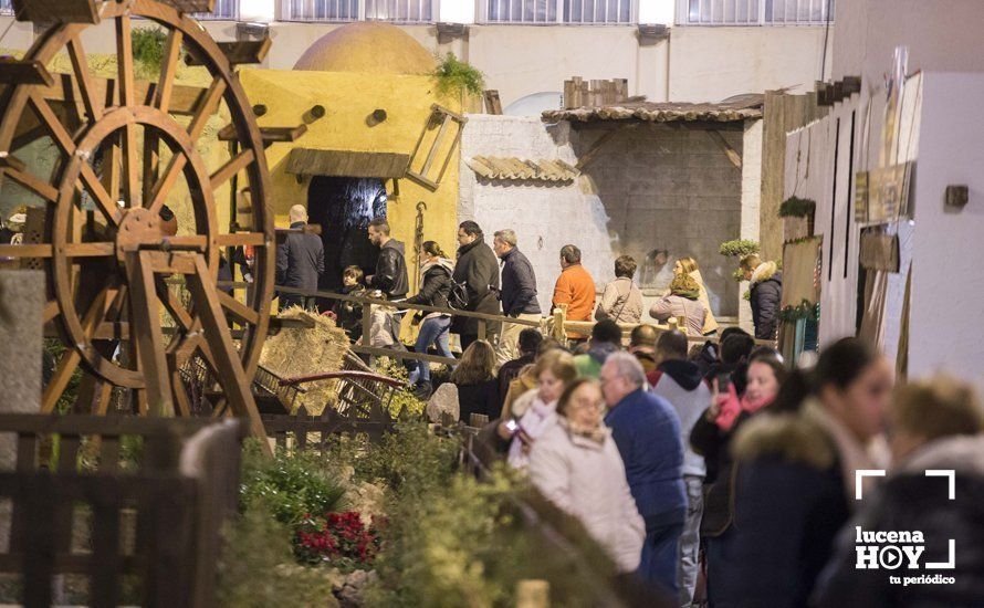 GALERÍA: ...y la Navidad llegó a Lucena GALERÍA: ...y la Navidad llegó a Lucena