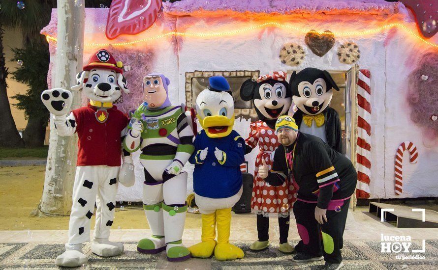 GALERÍA: ...y la Navidad llegó a Lucena GALERÍA: ...y la Navidad llegó a Lucena