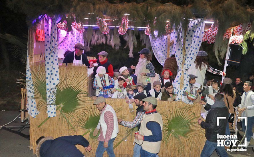 GALERÍA: Los Reyes Magos hacen una primera parada en Campo de Aras antes de llegar a Lucena