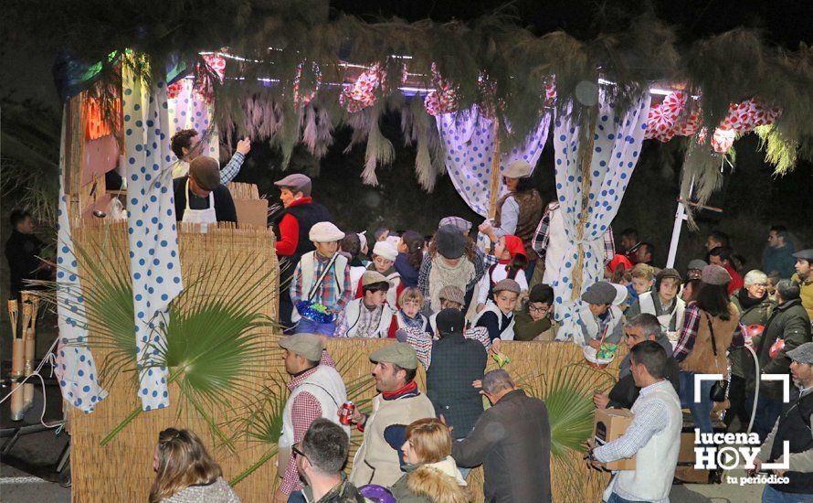 GALERÍA: Los Reyes Magos hacen una primera parada en Campo de Aras antes de llegar a Lucena