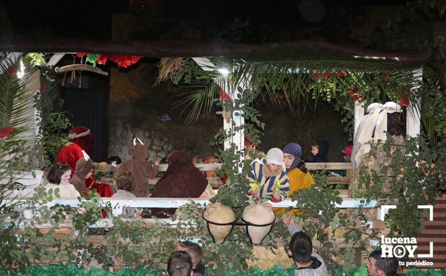 GALERÍA: Los Reyes Magos hacen una primera parada en Campo de Aras antes de llegar a Lucena