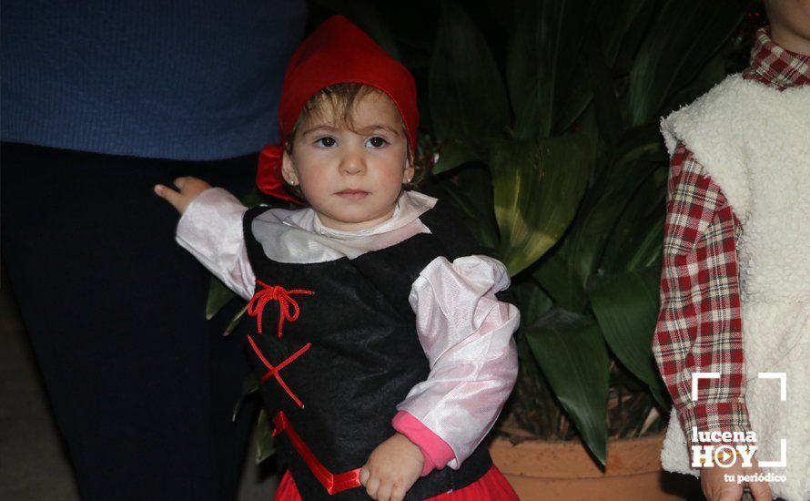 GALERÍA: Los Reyes Magos hacen una primera parada en Campo de Aras antes de llegar a Lucena GALERÍA: Los Reyes Magos hacen una primera parada en Campo de Aras antes de llegar a Lucena