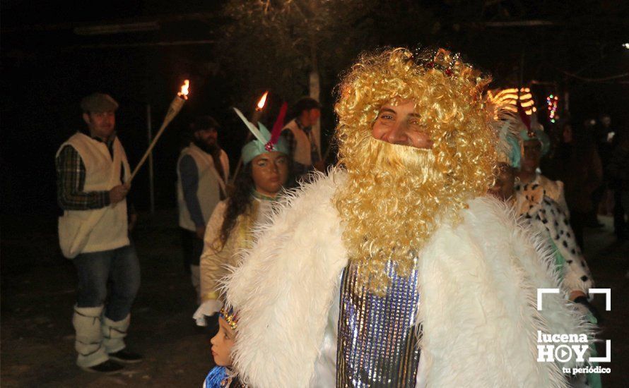 GALERÍA: Los Reyes Magos hacen una primera parada en Campo de Aras antes de llegar a Lucena