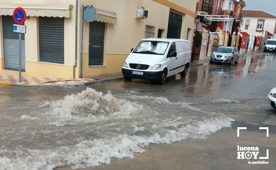  La red de saneamiento se satura en esta zona cada vez que llueve con fuerza, provocando la inundación de sótanos y garajes. Archivo