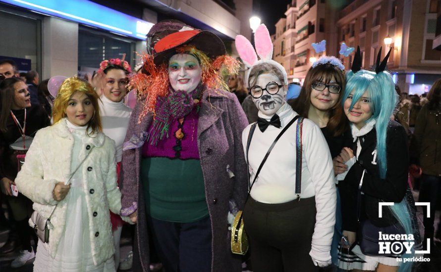 GALERÍA: Cientos de personas llenan de color y alegría el centro de la ciudad con el Pasacalles del Carnaval GALERÍA: Cientos de personas llenan de color y alegría el centro de la ciudad con el Pasacalles del Carnaval