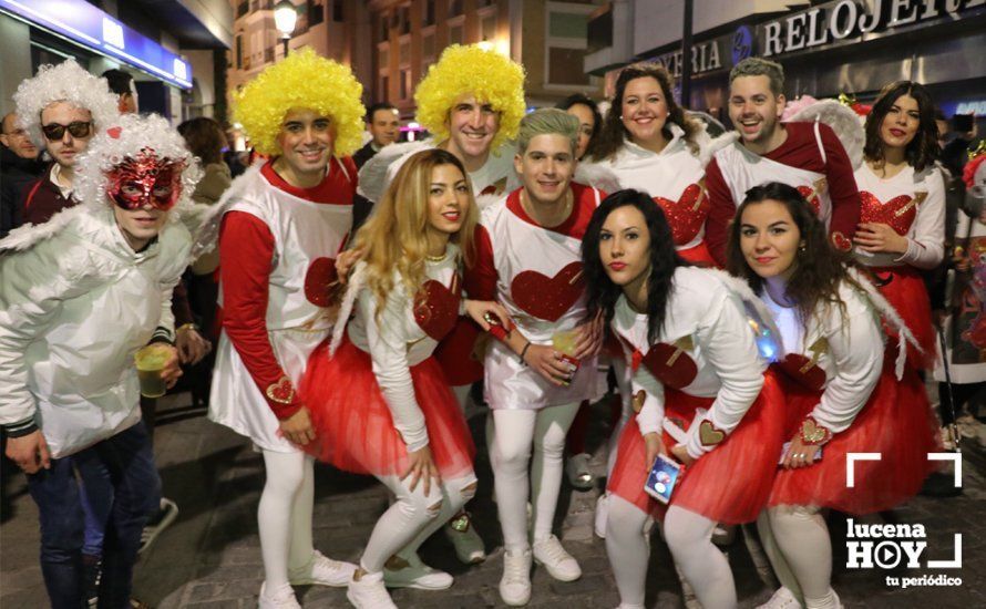 GALERÍA: Cientos de personas llenan de color y alegría el centro de la ciudad con el Pasacalles del Carnaval GALERÍA: Cientos de personas llenan de color y alegría el centro de la ciudad con el Pasacalles del Carnaval