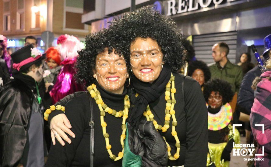 GALERÍA: Cientos de personas llenan de color y alegría el centro de la ciudad con el Pasacalles del Carnaval GALERÍA: Cientos de personas llenan de color y alegría el centro de la ciudad con el Pasacalles del Carnaval
