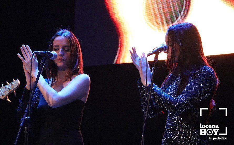 GALERÍA: La cantante jerezana "Marina" conquista al público en un abarrotado Palacio Erisana en su concierto del Día de Andalucía GALERÍA: La cantante jerezana "Marina" conquista al público en un abarrotado Palacio Erisana en su concierto del Día de Andalucía
