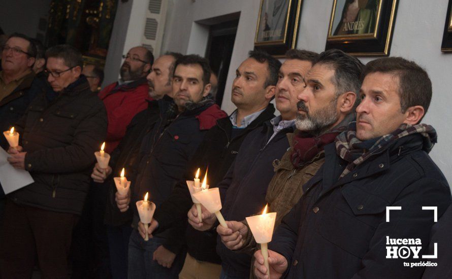 GALERÍA: El recogimiento preside el solemne Vía Crucis del Cristo del Perdón en el Santuario de Aras