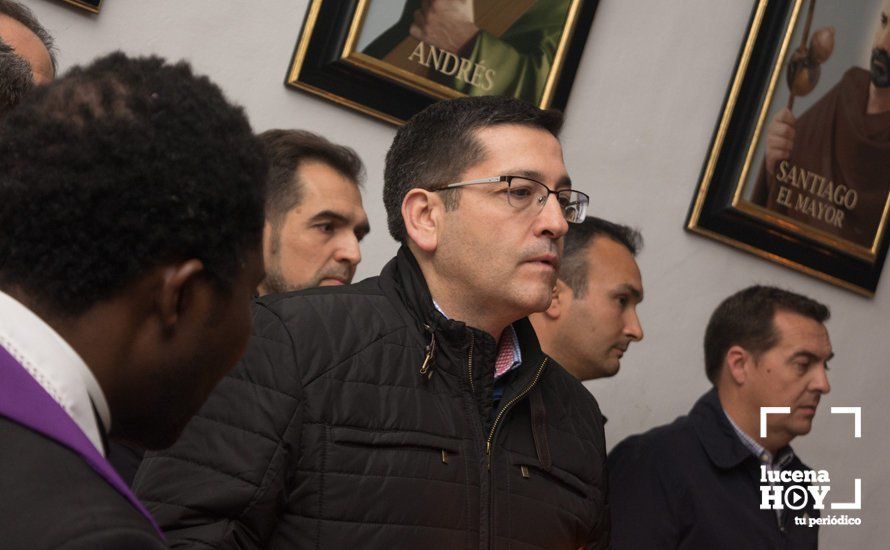 GALERÍA: El recogimiento preside el solemne Vía Crucis del Cristo del Perdón en el Santuario de Aras GALERÍA: El recogimiento preside el solemne Vía Crucis del Cristo del Perdón en el Santuario de Aras
