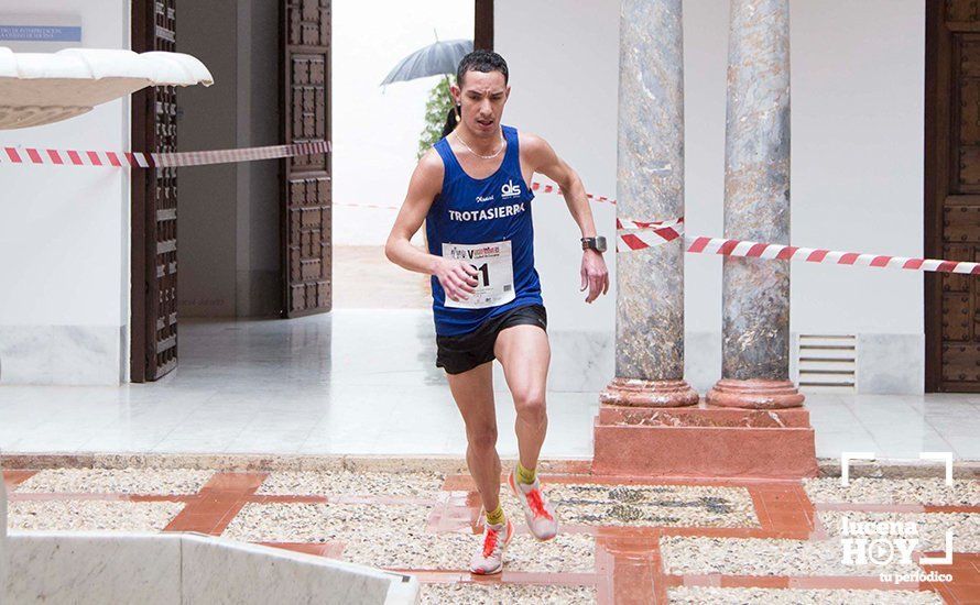 GALERÍA 2: Una Media Maratón singular: Del Palacio de los Condes de Santa Ana a la Huerta del Galeón... correr Lucena