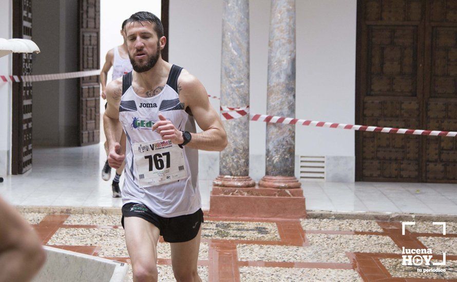 GALERÍA 2: Una Media Maratón singular: Del Palacio de los Condes de Santa Ana a la Huerta del Galeón... correr Lucena