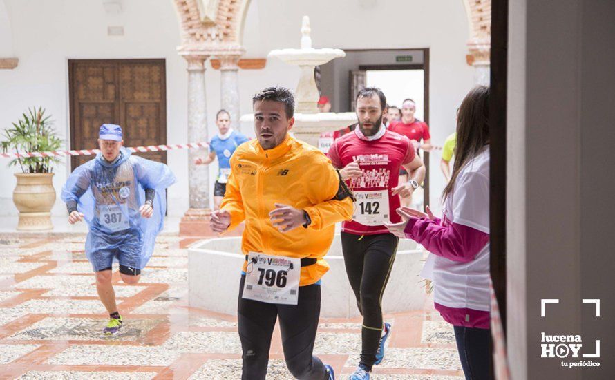 GALERÍA 2: Una Media Maratón singular: Del Palacio de los Condes de Santa Ana a la Huerta del Galeón... correr Lucena