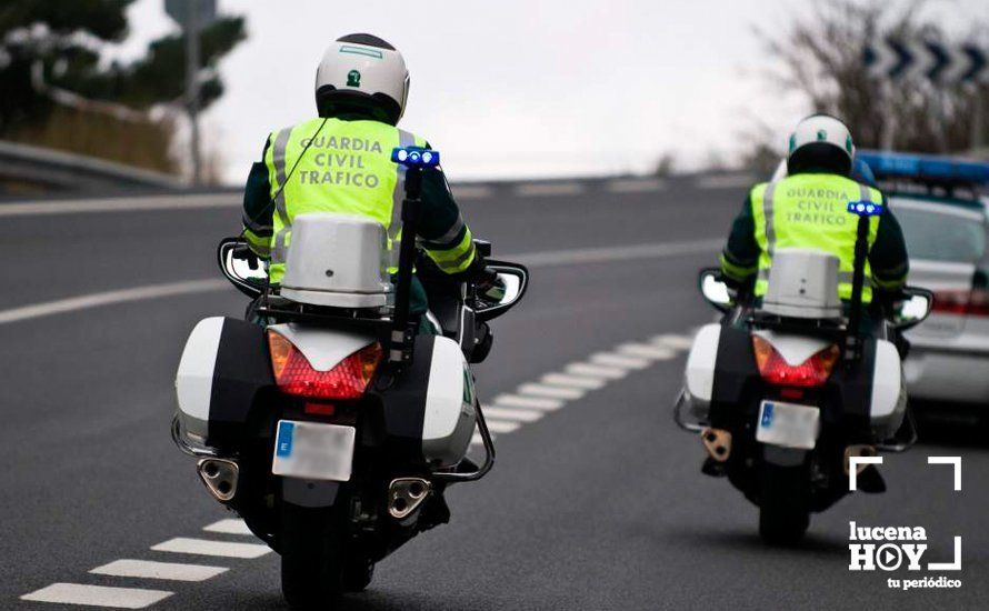 Herida una persona tras una colisión entre un camión y una furgoneta en la A-45 en Encinas Reales